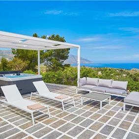 2 bedroom villa with jacuzzi & sea views, near Castellammare del Golfo, sleeps  4-5